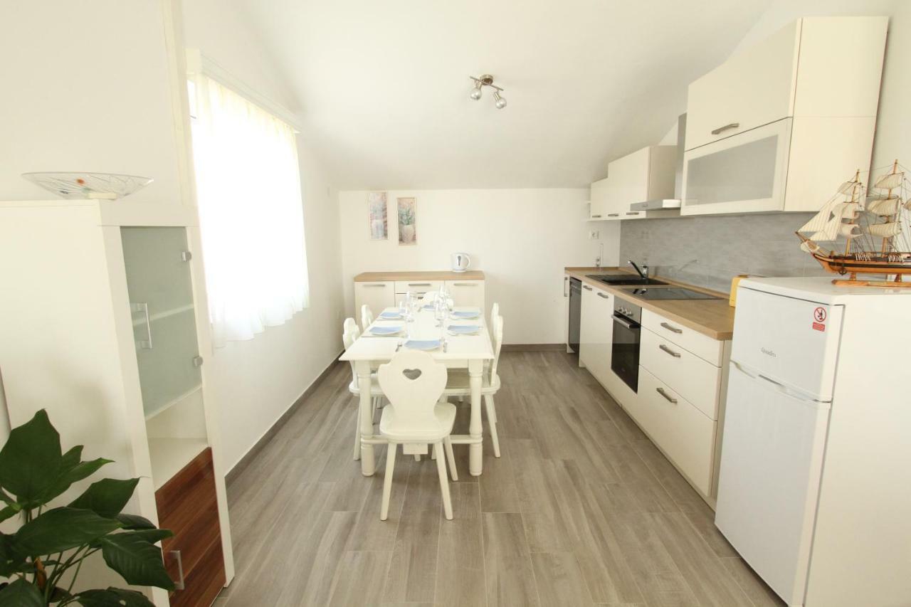 Apartmán Kuca-Eldic Rogoznica  Exteriér fotografie